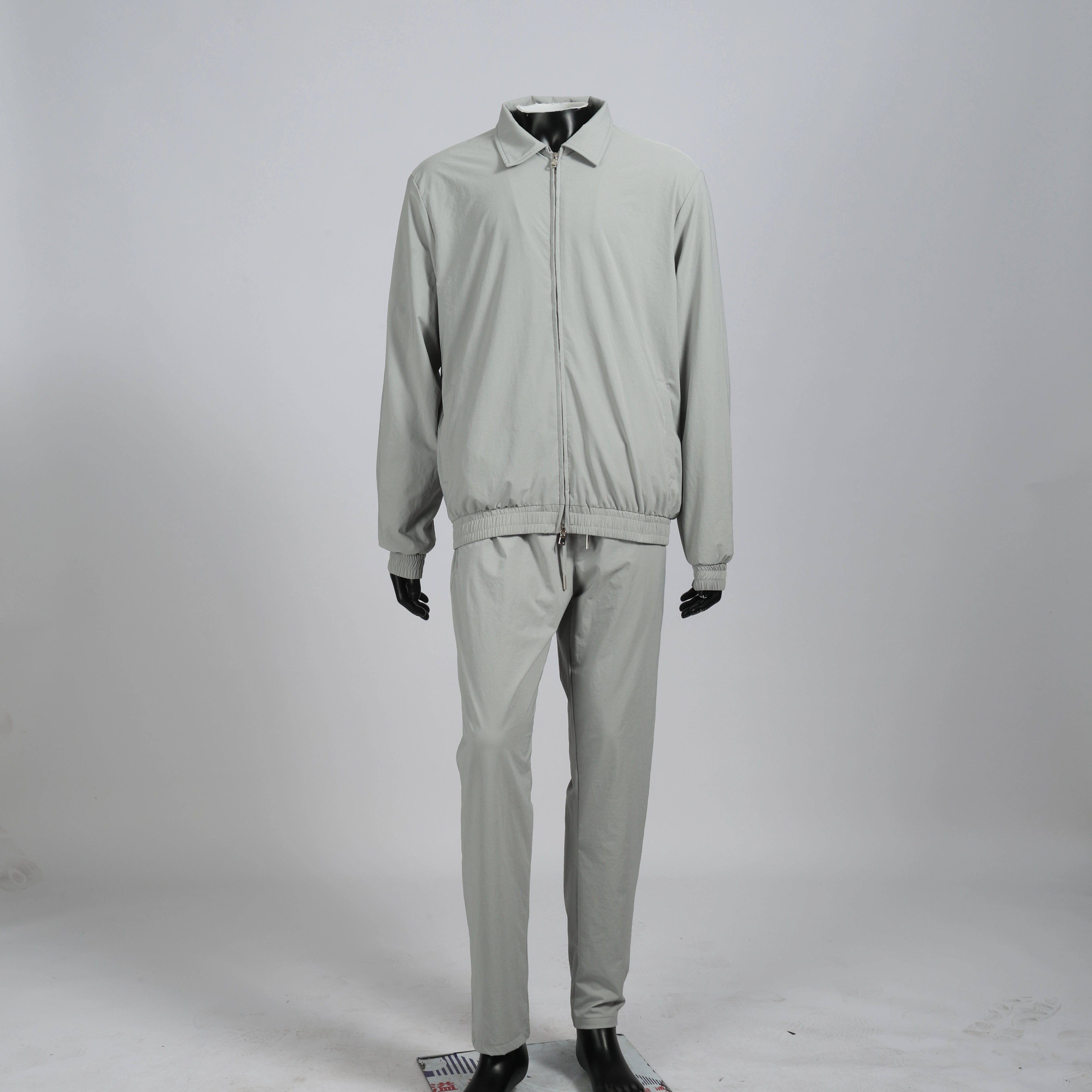 AMANI ONEST – Premium Tech Zip Tracksuit